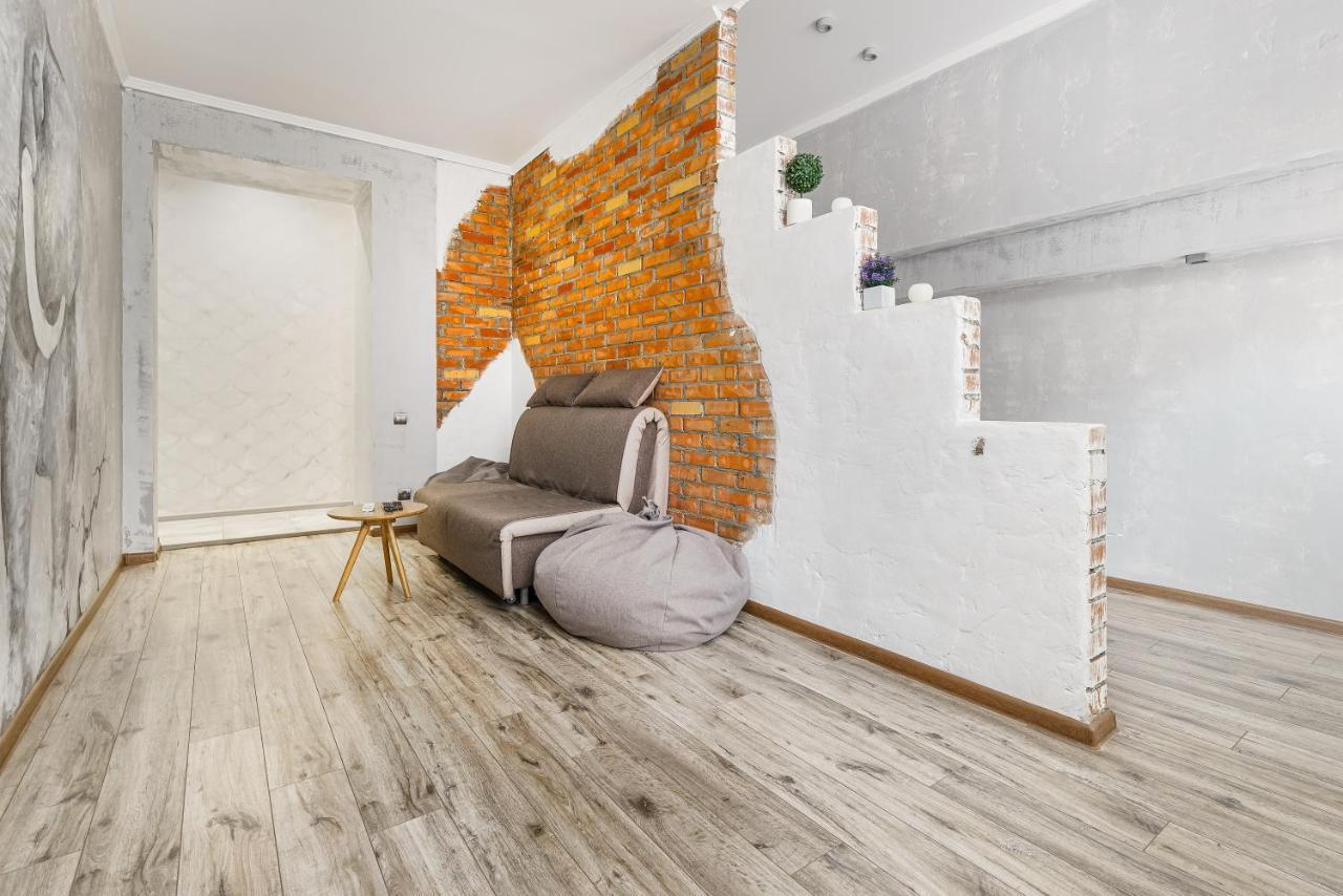 Loft On Mayakovsky 9 Odessa Dış mekan fotoğraf